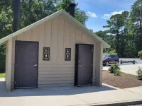 迷人的Norwood蒂勒裡湖地區四臥室度假屋,配備WiFi、露台和空調 斯坦利縣住宿飯店