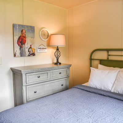 Standard Suite, 2 Bedrooms / Upper Floor Alpine Lodge Promo Code