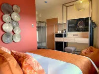 Hex Wildlife Hotel at Yorkshire Wildlife Park