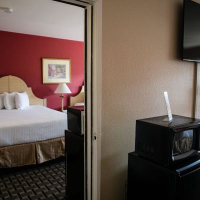 Family Duplex, 2 Bathrooms Anaheim Carriage Inn Promo Code