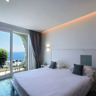 Superior Deluxe Room with Sea View Hotel Montemare Promo Code