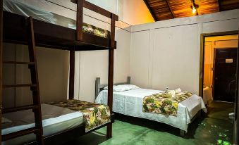 Cabinas Tropicales - Housity
