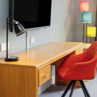 標準雙人床房帶兩張單人梳化床 愛丁堡假日酒店 - IHG 旗下飯店優惠