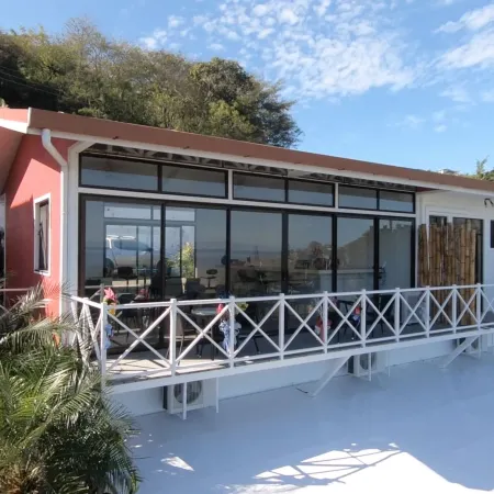Pura Vista Hotel