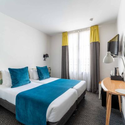 Family Room ( 2 Rooms)-Complimentary Soft Minibar, Courtesy Tray, Chromecast And Digital Press