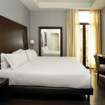 Economy Basic Twin Room (1 Or 2 Pax) Hotel Ramblas Internacional Promo Code