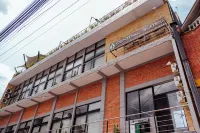 Central Suites by H&R Hotels in 