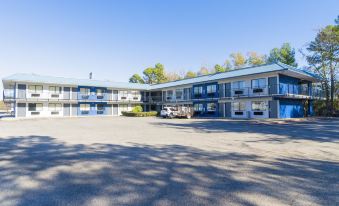 Xpress Inn & Extended Stays by OYO Marshall TX near I-20 & Hwy 59 - Housity