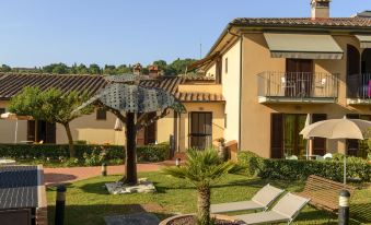Hotel Sovestro - Housity