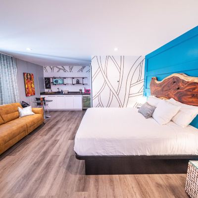 Studio Suite Two Queens Ada The Saint Hotel Promo Code