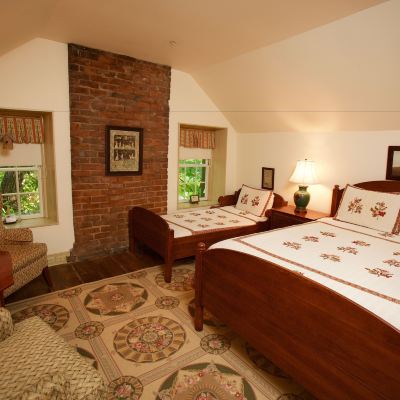 Room (301 David Blum) The Zevely Inn Promo Code