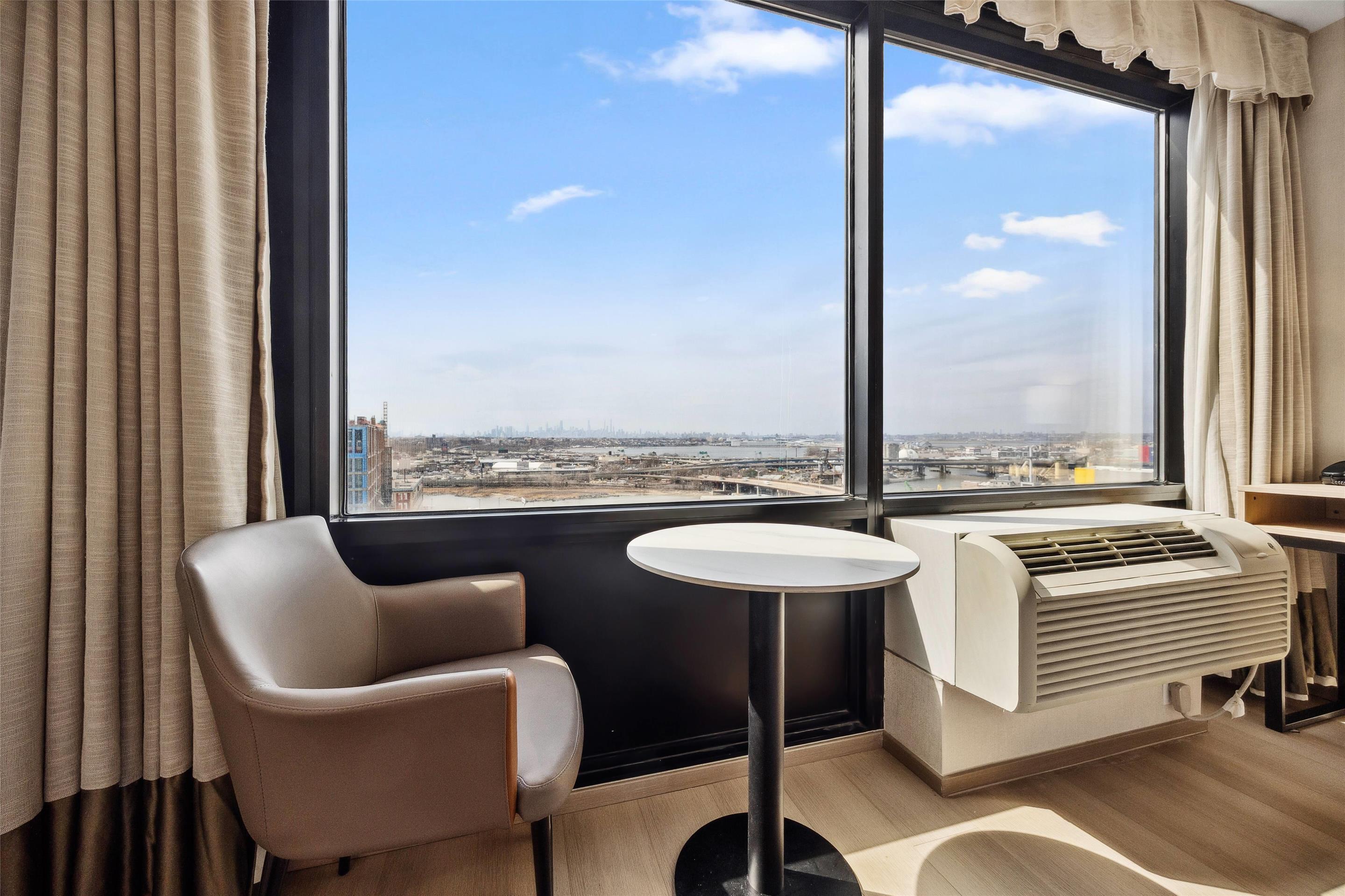 特大床房 - 无障碍淋浴 - 行动无障碍