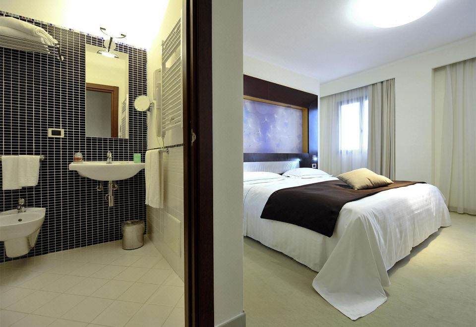 Mercure Olbia Triple Room