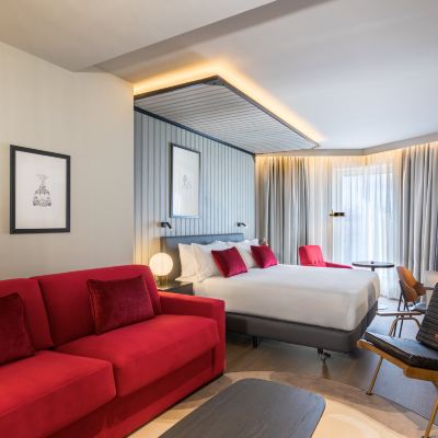 Junior King Suite Canopy by Hilton Madrid Castellana Promo Code