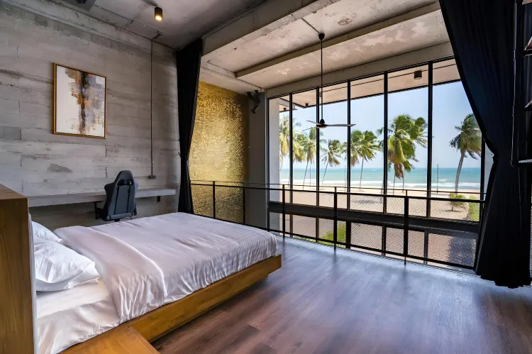 ห้องสวีทดูเพล็กซ์พร้อมวิวทะเล