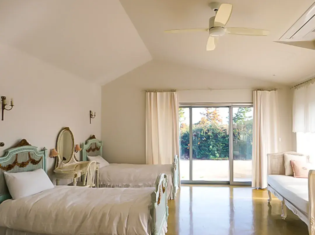 Hotel Warehouse - Seogwipo