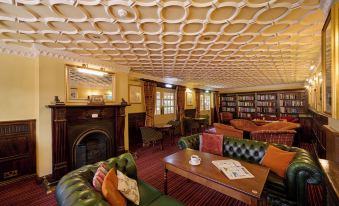 The Atherstone Red Lion Hotel - Housity