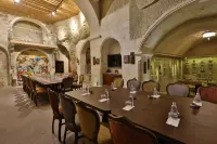 Elika Cave Suites
