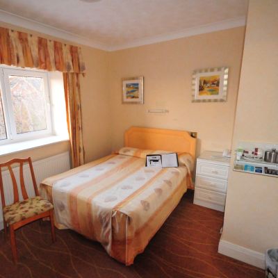 Basic Ensuite Double Room The Devoncourt Resort Promo Code