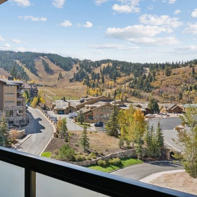 Snow Park Executive Suite, 1 Bedroom Executive Suite, 1 King St. Regis Deer Valley Promo Code