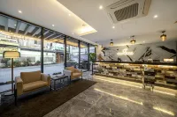 Lala Vianco Business Hotel