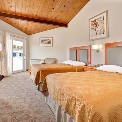 2 Queen Beds Room, Non-Smoking Travelodge by Wyndham Mill Valley/Sausalito Promo Code