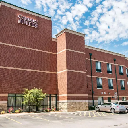 Comfort Suites