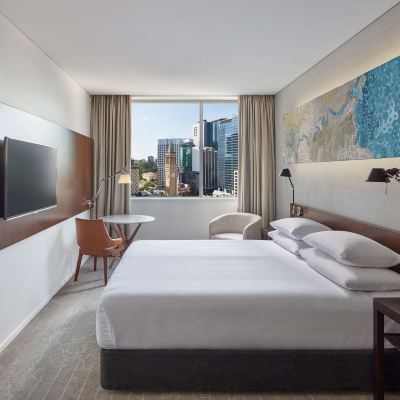 1 King Bed With City View