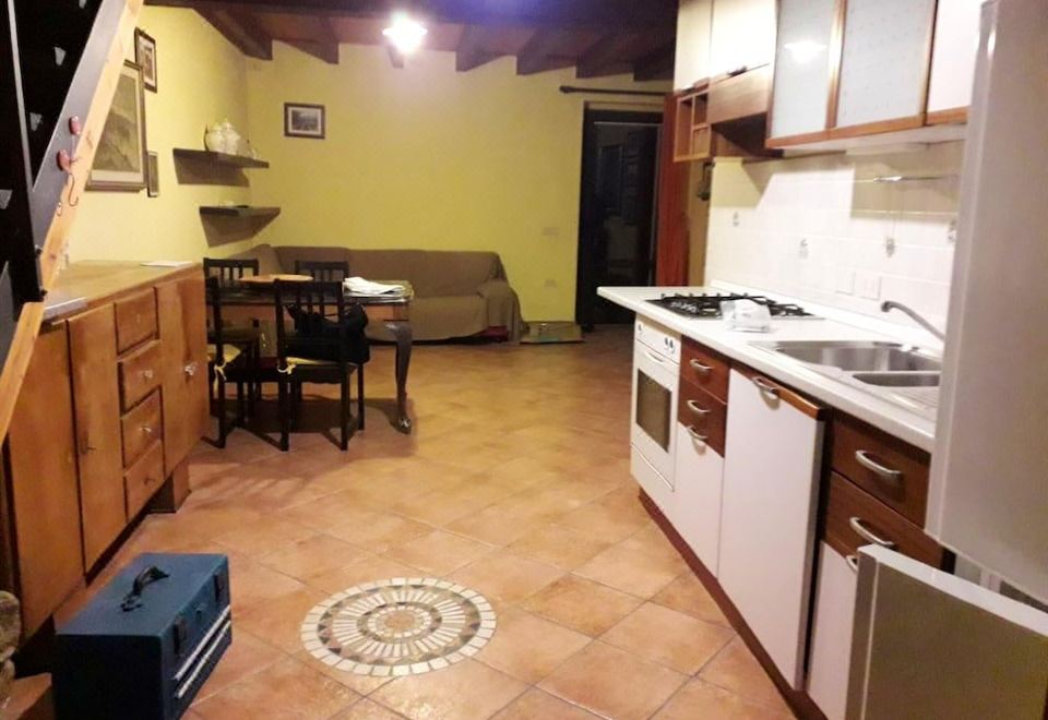 2 Bedrooms House with Enclosed Garden at Travo - Housity