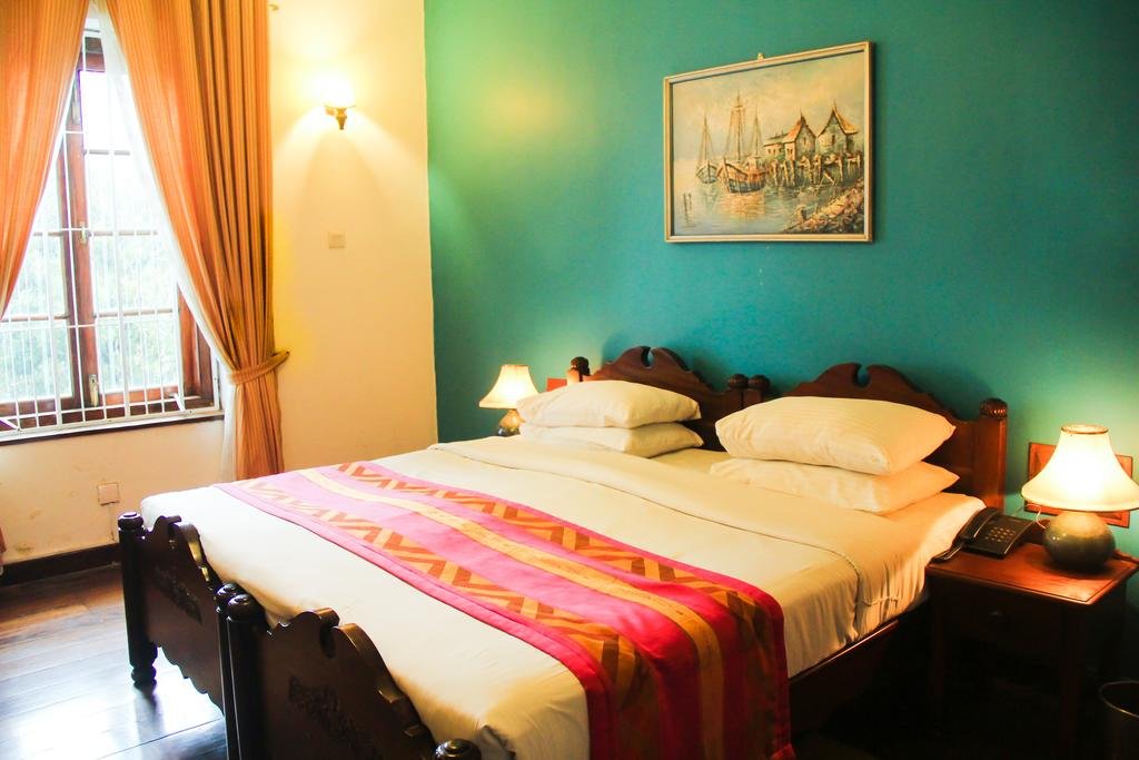 标准间 - 带浴缸