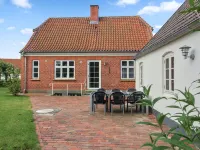 "Lilli" - 2km to the Fjord Hotels in Ulfborg