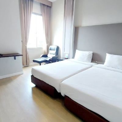 Corner Suite Twin J. Park Hotel and Serviced Apartment Promo Code