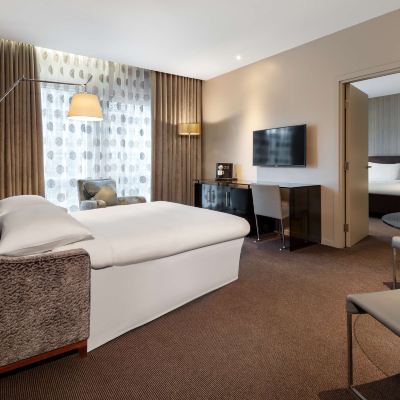 One Bedroom Suite Radisson Blu Edwardian New Providence Wharf Hotel London Promo Code