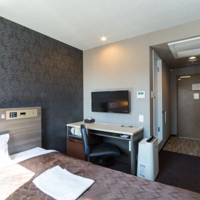 【禁煙】スタンダードダブルルーム 三交イン名古屋<新幹線口> クーポン