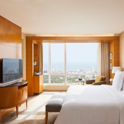 Deluxe King Room Four Seasons Hotel Mumbai Promo Code