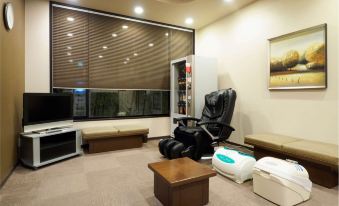 Hotel Route-Inn Odate Eki Minami - Housity