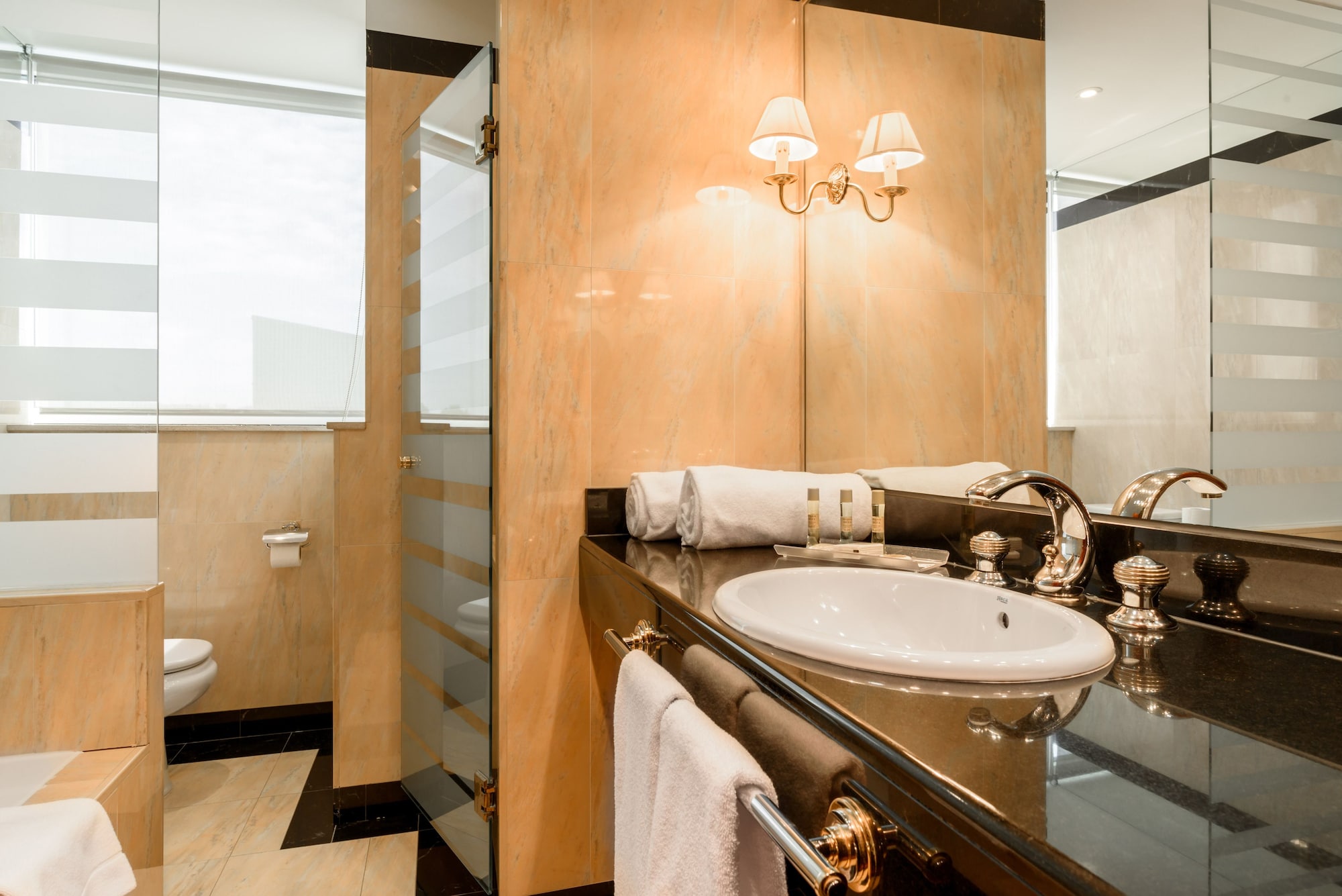 带加床的双人房