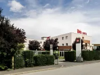 Ibis Massy
