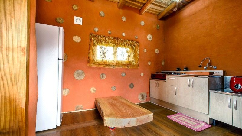 Jeong Nam-Jin（木制工具房）