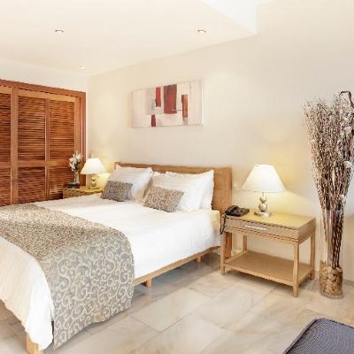 Deluxe Junior Room with Sea View Sunset Beach Club Hotel Apartments Promo Code