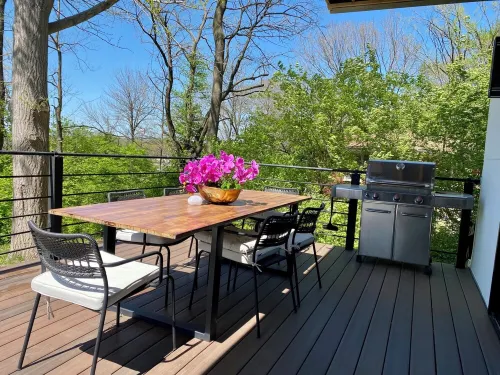 Arch View Luxury Home:Private Hottub, Pool,Sauna,Free Wine&Brkfst.5 Min from Stl