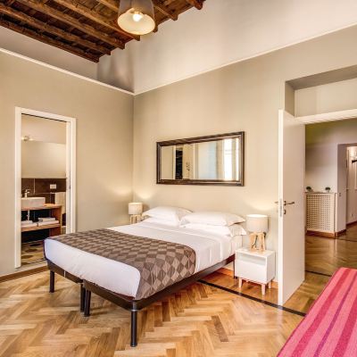 Deluxe Apartment, 3 Bedrooms, Terrace, City View (4 Bathrooms) Tritone Top House Promo Code