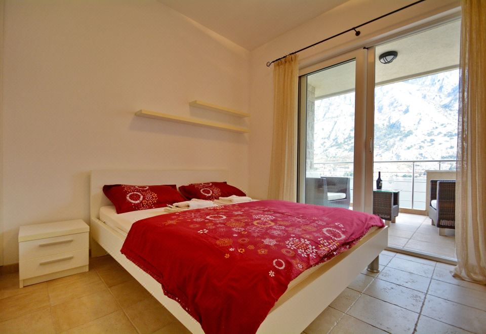 舒适复式， 阳台， 海湾景观