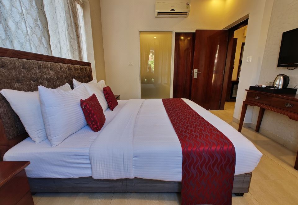 Vits PanchganiPremium Studio