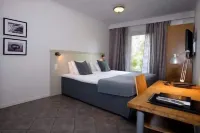 Adels Hotel