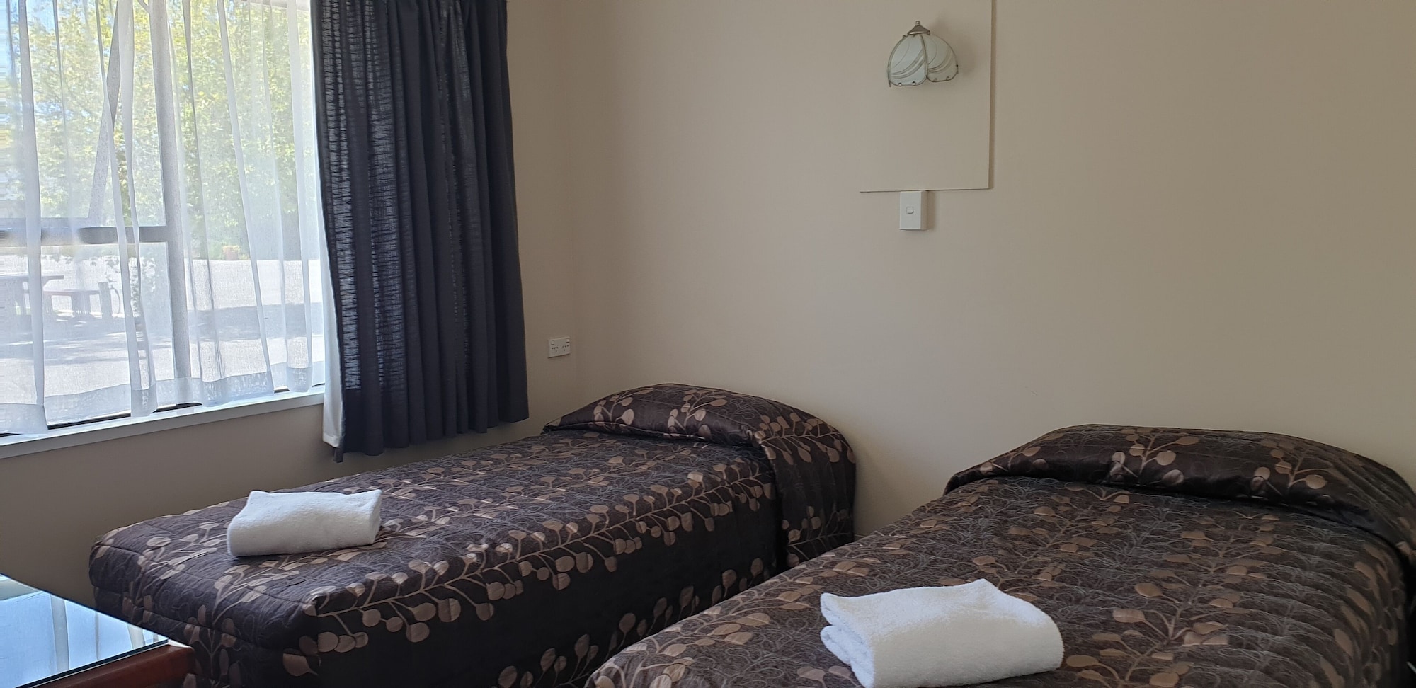 Commodore Motor Lodge两卧室公寓