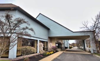 Hotel 1620 Plymouth Harbor - Housity