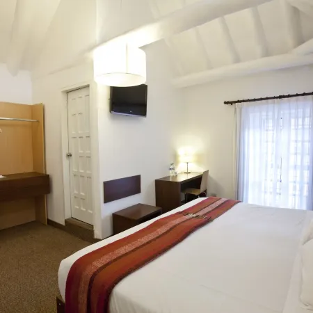 Tierra Viva Cusco Saphi Hotel Отели в г. Куско