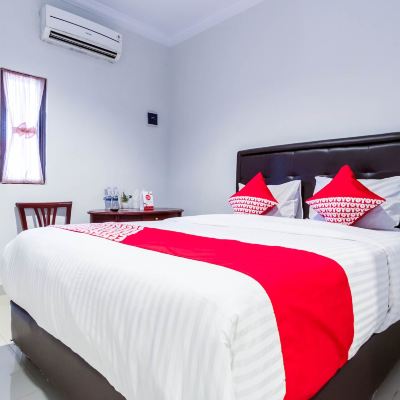 Standard Double OYO 283 Helvetia Residence Promo Code