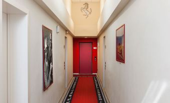 Hotel Maranello Village - Housity